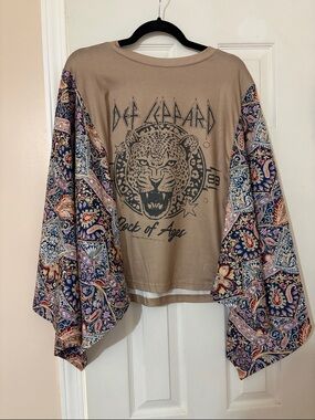 Def Leppard Rock of Ages Graphic Top with Paisley Bell Sleeves - Taupe & Navy